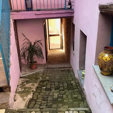 La Casa Dell'artista Monforte dʼAlba