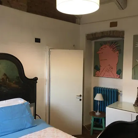 La Casa Dell'artista Nyaraló